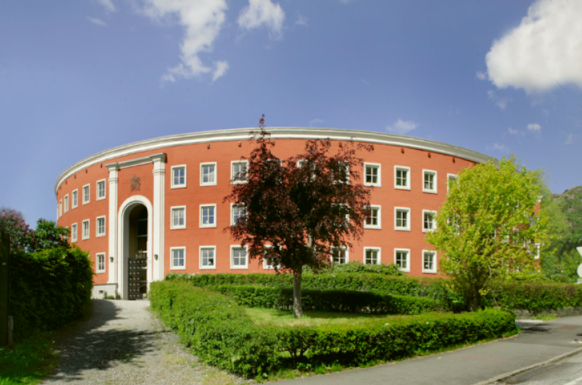 Handelsstandens aldershjem (Knut Strand)