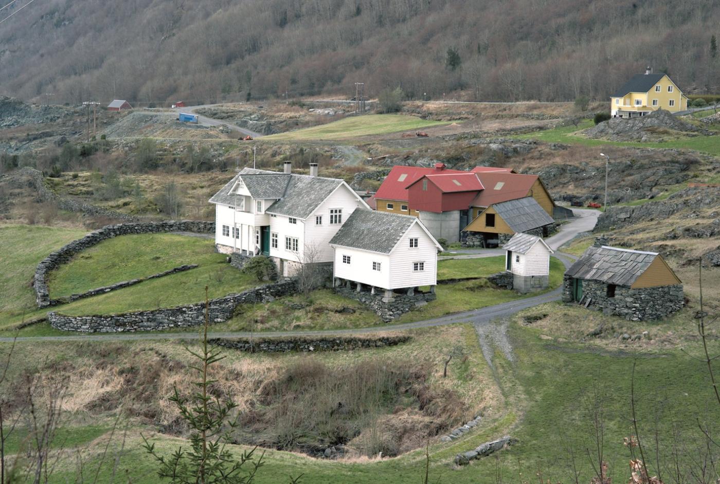 Tunet på Nedrevåge, Tysnes