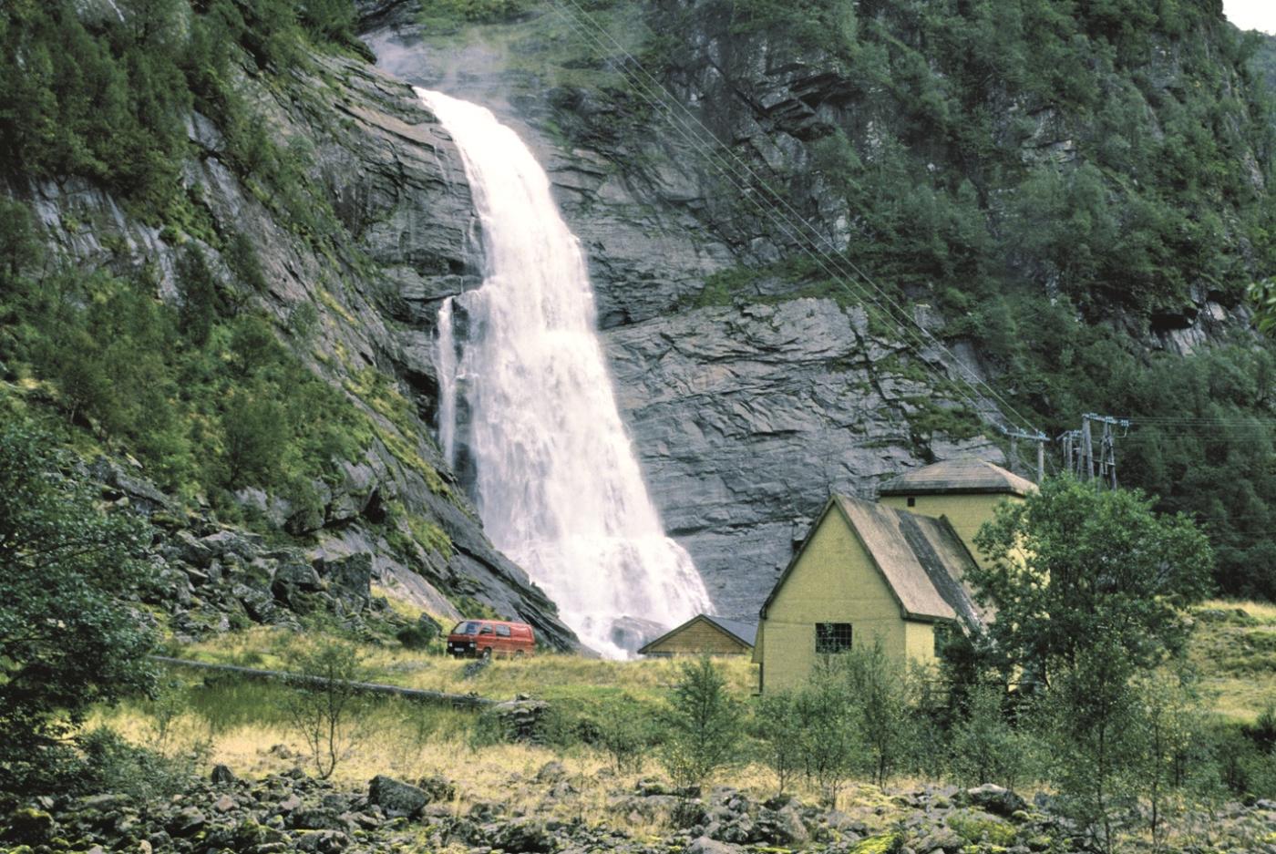 Hummelfossen kraftverk, Masfjorden