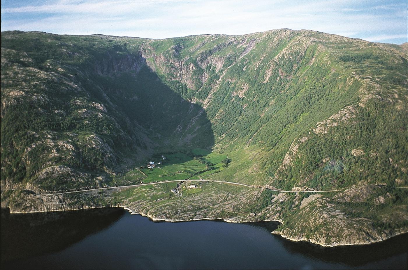 Botnen i Dyrdal i Lindå