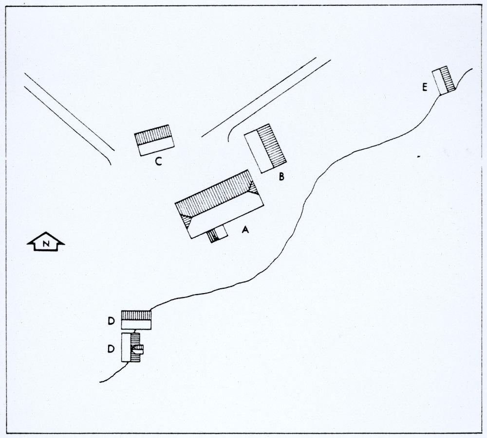 Husa på handels- og gjestgjevarstaden Tingnes i noverande Naustdal kommune: <br />
a) våningshus, b) kårhus, handel, c) eldhus, d) sjøbu, og e) naust.
