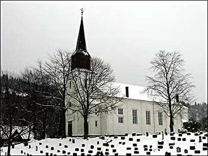 Førde kyrkje er ei stor og vakker trekyrkje, og framstår som typisk for den typen kyrkjer ein bygde på slutten av 1800-talet.