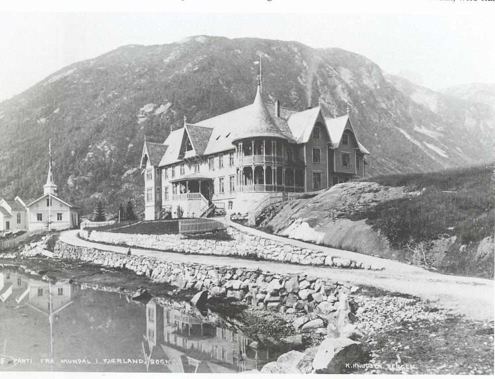 Mundal hotell stod ferdig i 1891.