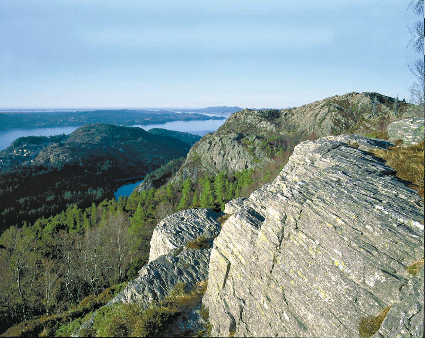 From the mountainous rocks just below Sandvikshytte cabin on Sandviksfjellet.