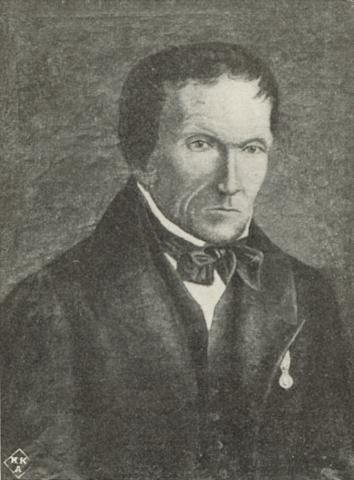 Ole Torjussen Svanøe (1781-1859) gav i 1839 ut den vesle boka "Faderlige Raad til mine Børn." Her tek han opp att og opp att den bibelske formaninga om fyrst å søkja Guds rike, og minner like ofte om lovnaden: så skal de få alt det andre attåt! Men dei materielle godene kjem ikkje av seg sjølv. Oppskrifta er arbeid. "Vogter eder for Lediggang!", er eit av dei faderlege råda. "Hvo som dyrker sin Jord, skal mættes med Brød."<br />
Medalja ved venstre jakkeslaget kan vera 'Medaljen for borgerdaad' som ...